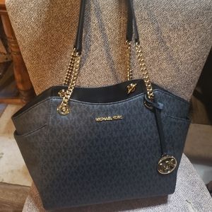 Michael Kors Jet Set Large Logo Bag